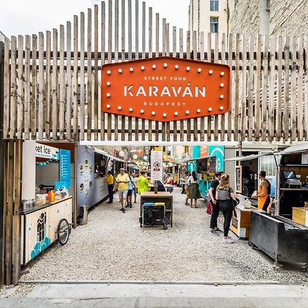 Casadeco Budapest Apt-Stunning New York Cafe View Exterior foto